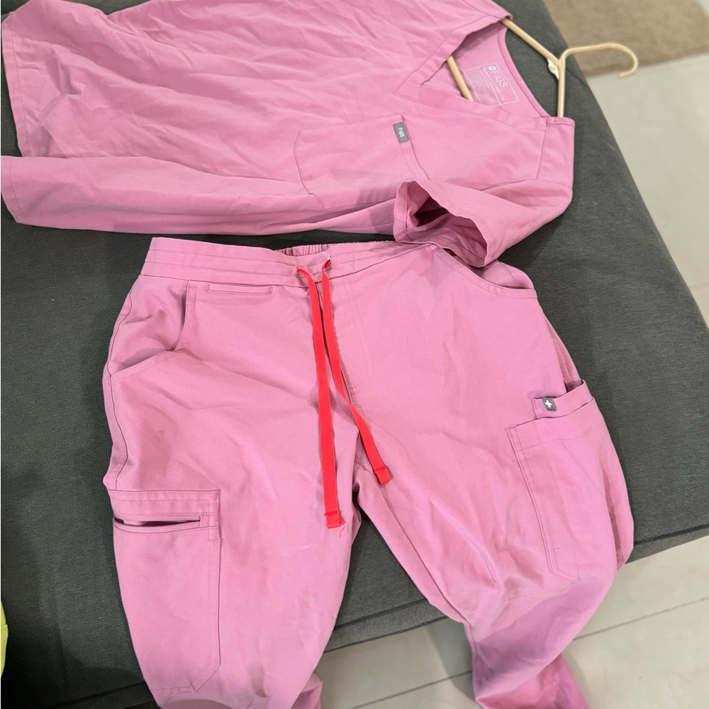 Figs scrub Chalk Pink set